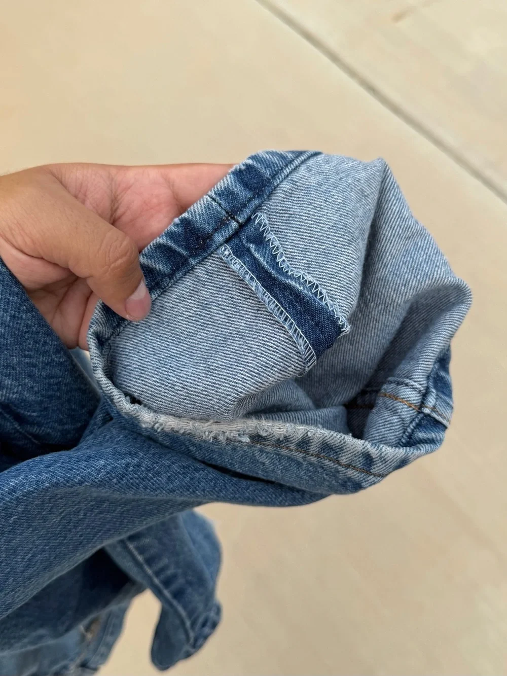 Vintage 80s Levis 505 Medium Wash Blue Jeans Act. Size 34x31” Made In USA